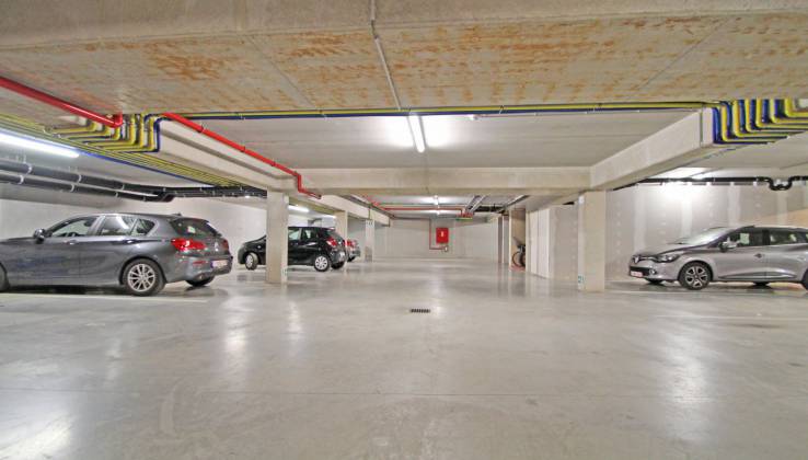 CENTRE - Empl. de parking intérieur - accès 100% sécurisé